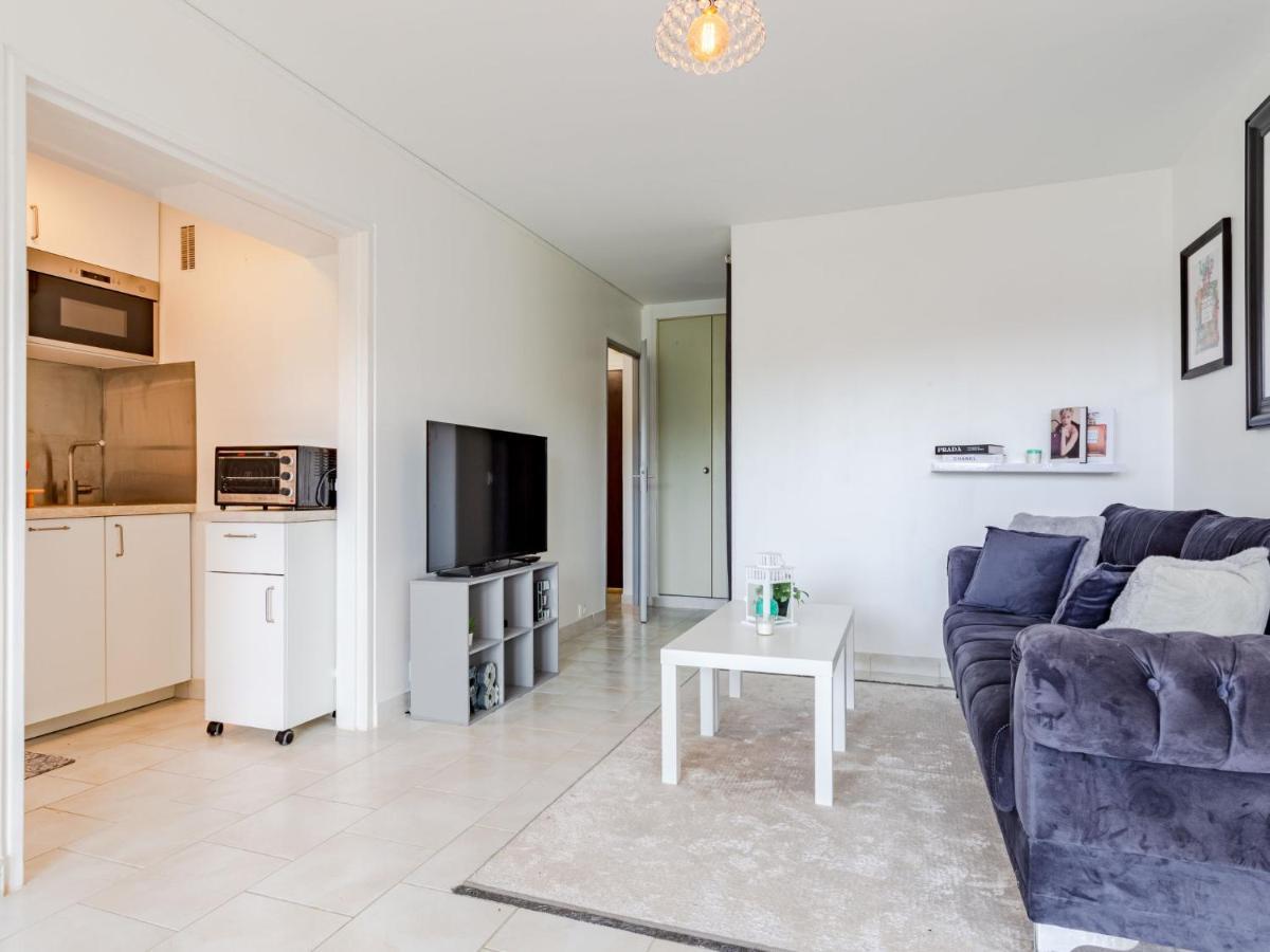 Apartment Les Flots Bleus-8 By Interhome